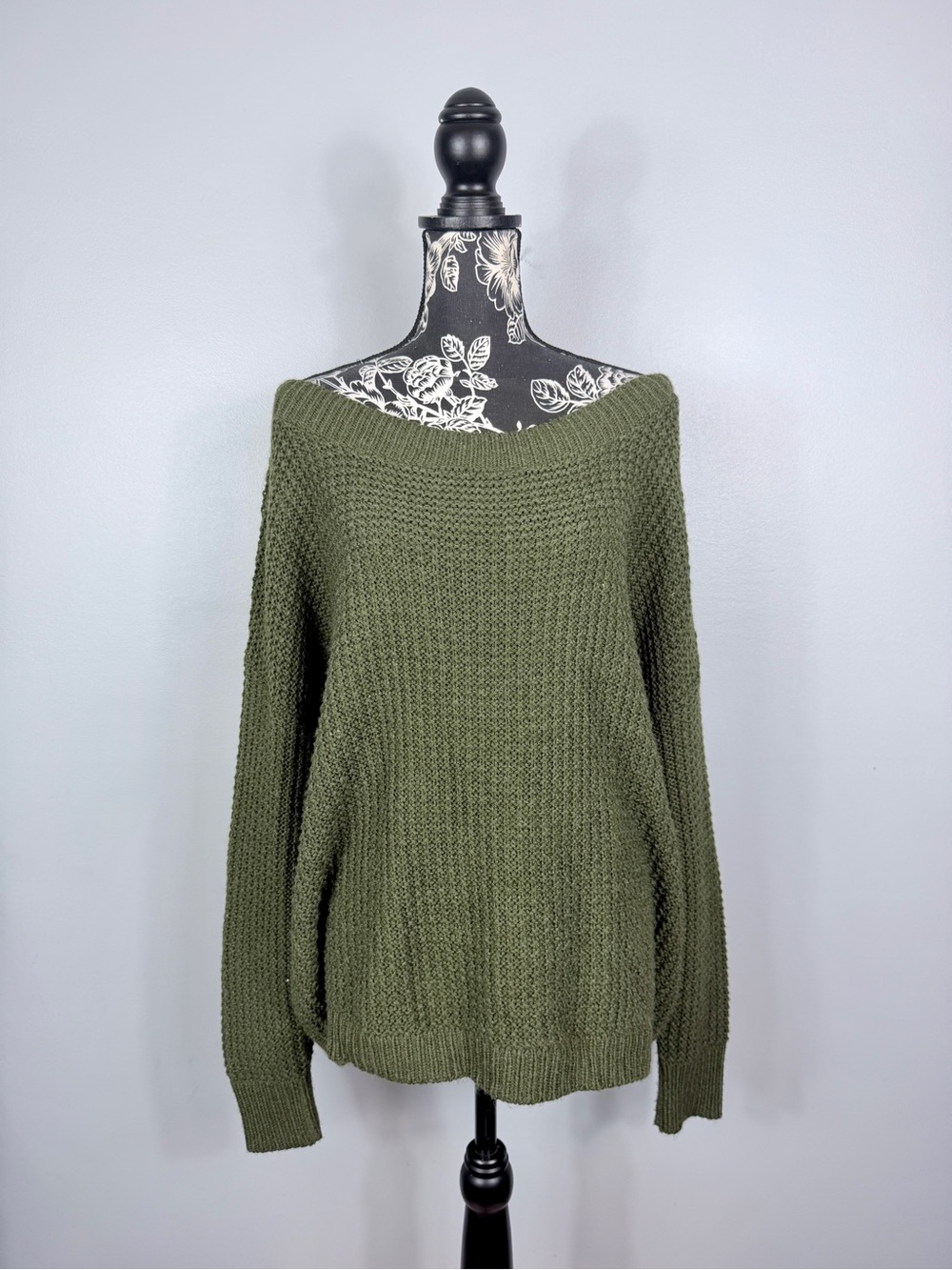 Leith olive green oversized off shoulder long sleeve knit sweater size large